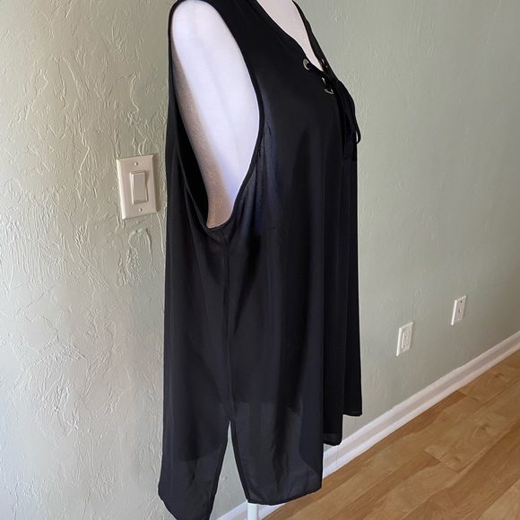 Black sheer top - Picture 4 of 4